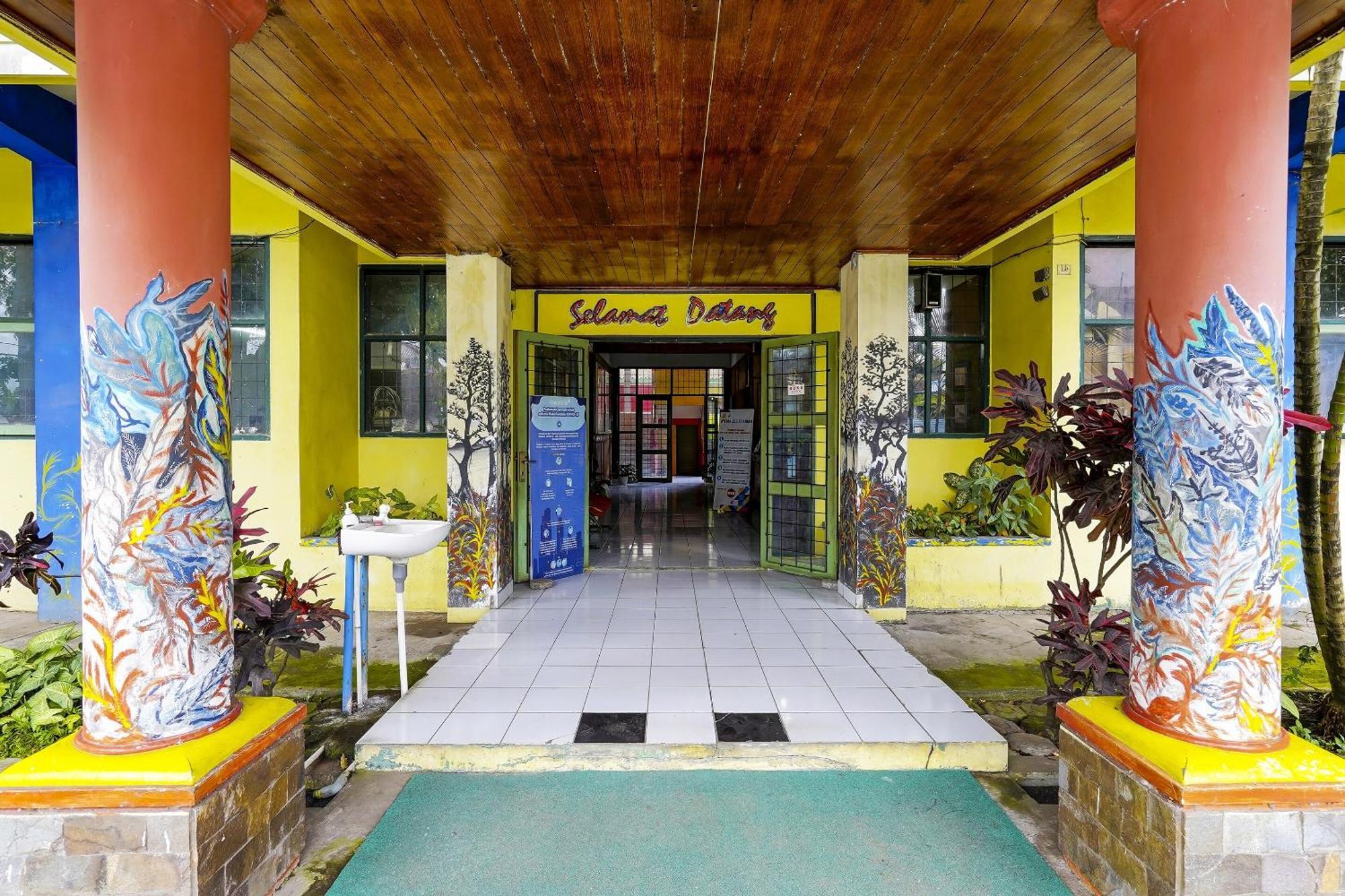 Spot On 91064 Wisma Lec Syariah Garut Extérieur photo