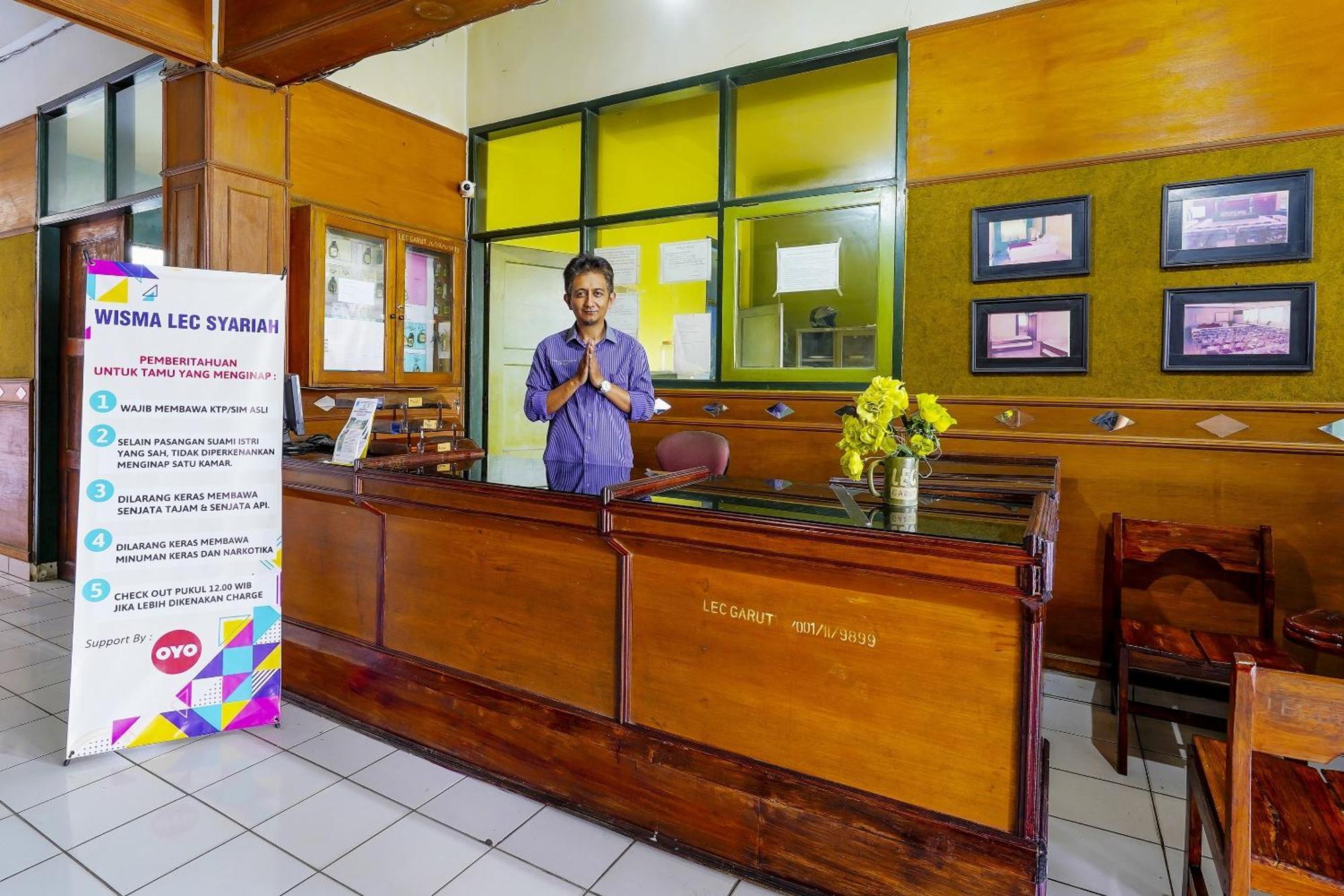 Spot On 91064 Wisma Lec Syariah Garut Extérieur photo